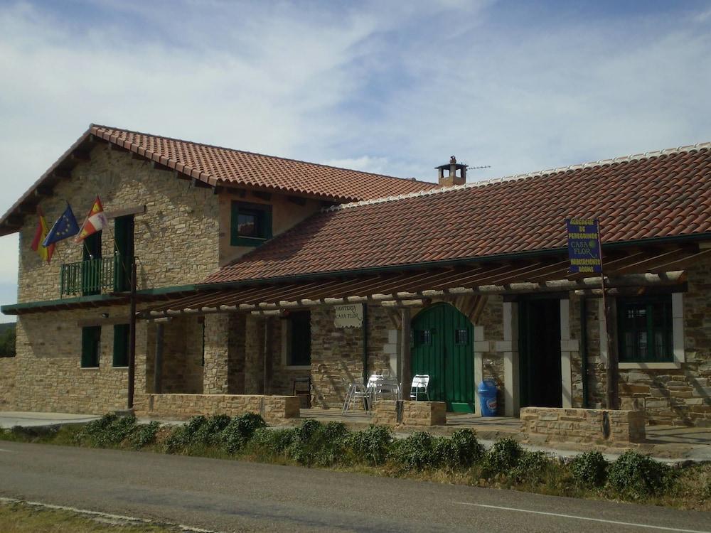 Hosteria Casa Flor Murias de Rechivaldo Exterior photo